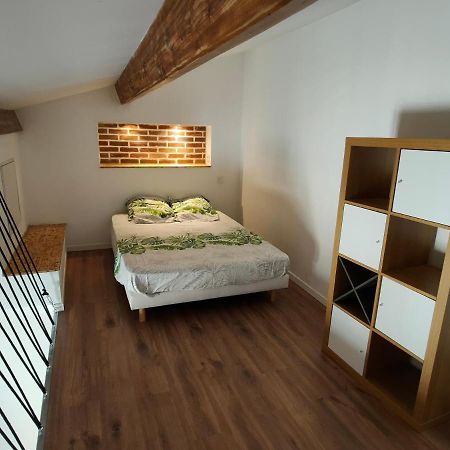 Joli Apparemment Type Loft Apartment Cavaillon Exterior photo